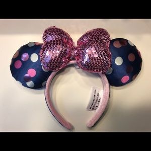 Polka Dot Minnie Mouse Ears Headband NWT